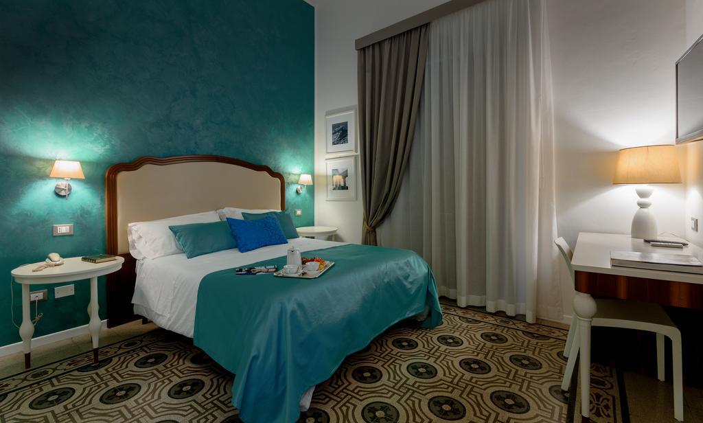 Hotel Moderno Трапани Екстериор снимка