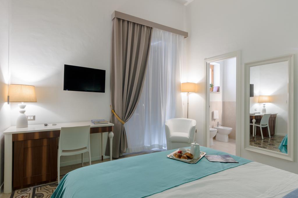 Hotel Moderno Трапани Екстериор снимка