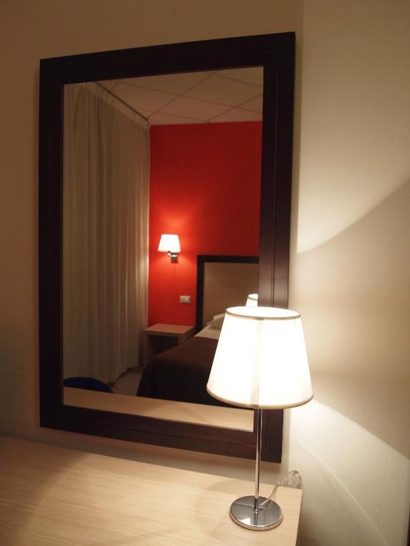 Hotel Moderno Трапани Екстериор снимка